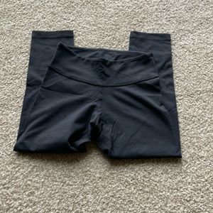 Lululemon crop wonder under size 4, excellent condition, worn once